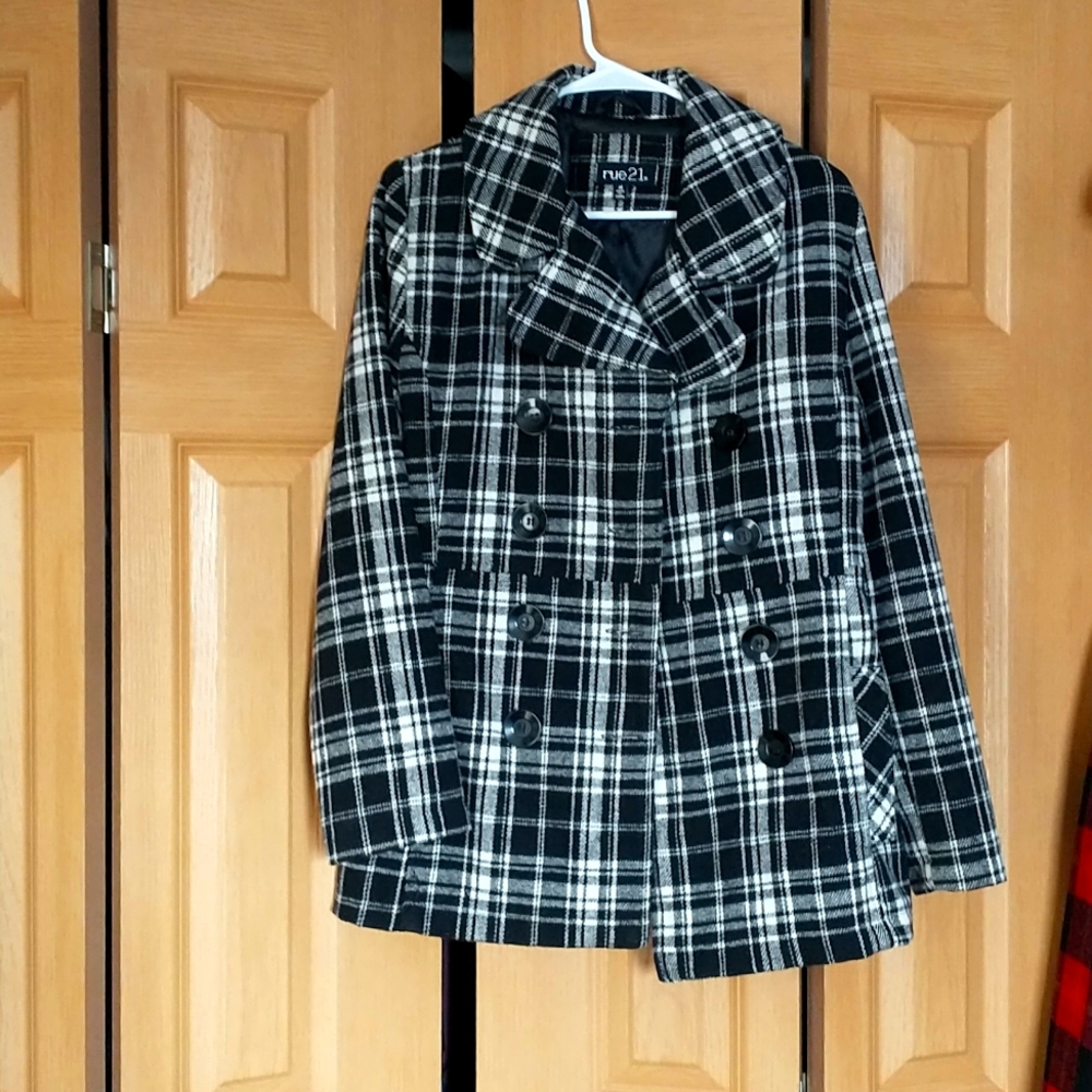 Rue21 Medium Black & White Pea Coat